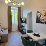 Al Porto S I C U R O * Trieste