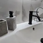 Apartment Al Porto S I C U R O *