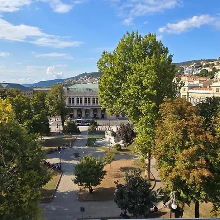 Apartamento Al Porto S I C U R O Trieste