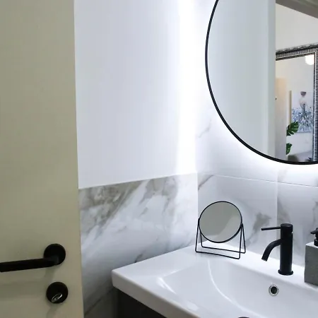 Al Porto S I C U R O Apartamento Trieste